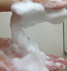 ラミューテ洗顔フォームの泡-画像